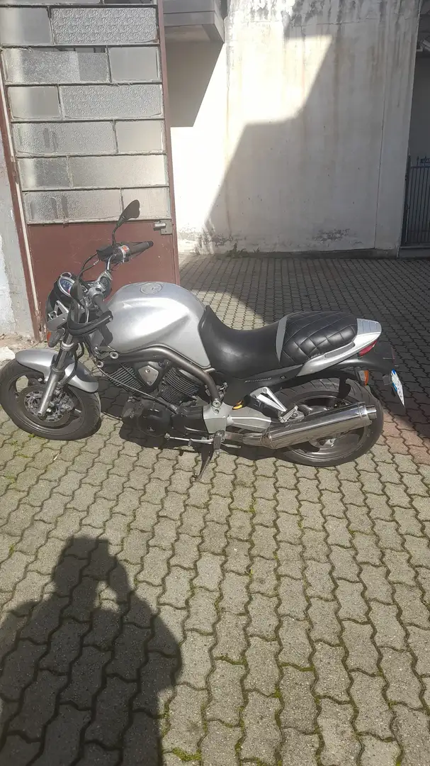 Yamaha BT 1100 Bulldog Срібний - 2