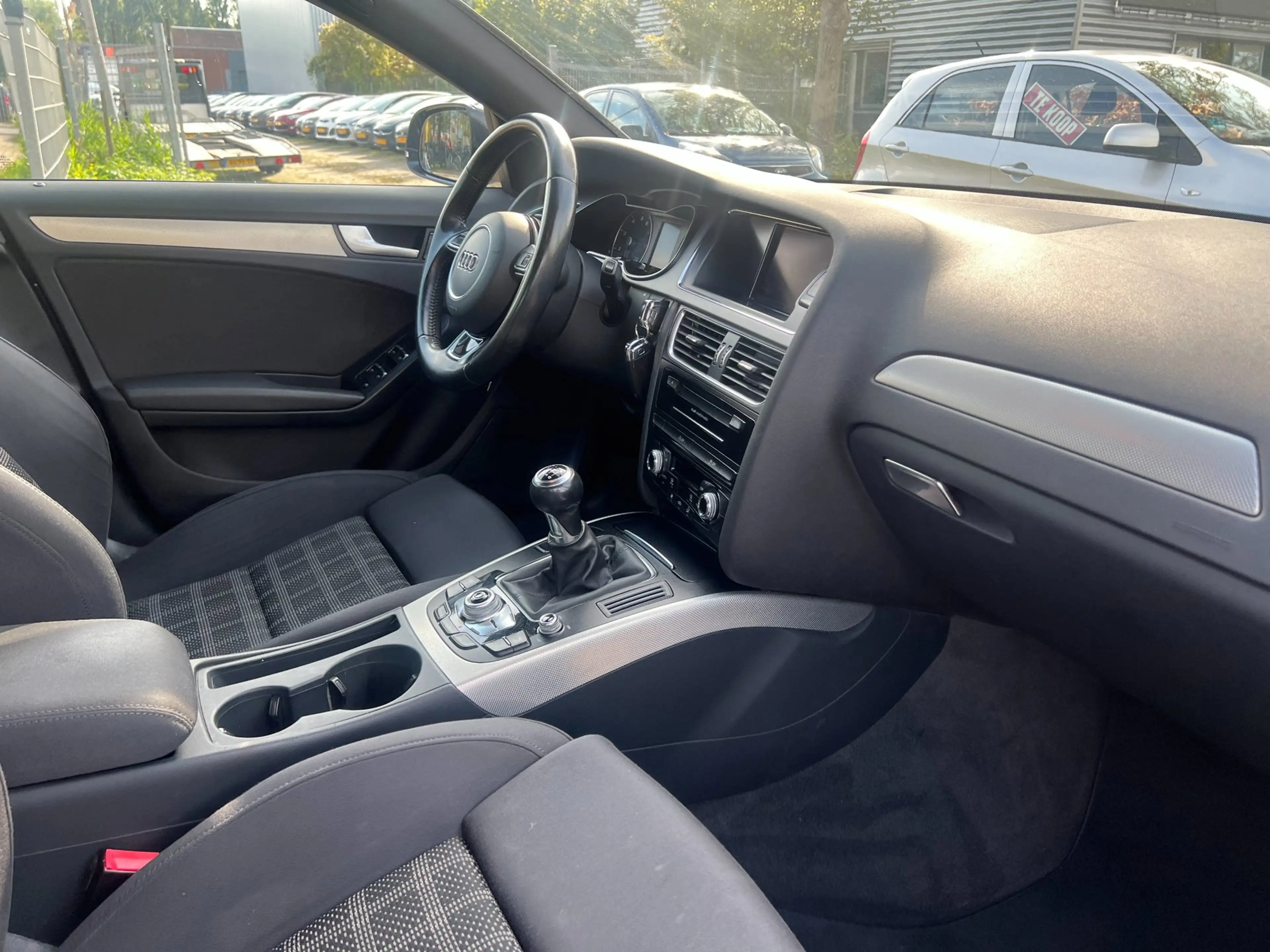 Audi A4 Limousine 1.8 TFSIe Limited S LINE - TREKHAAK - NA — photo 14