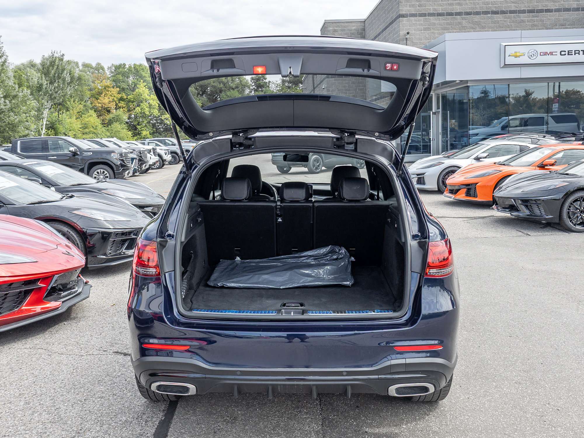 used 2022 Mercedes-Benz GLC car, priced at $28,995