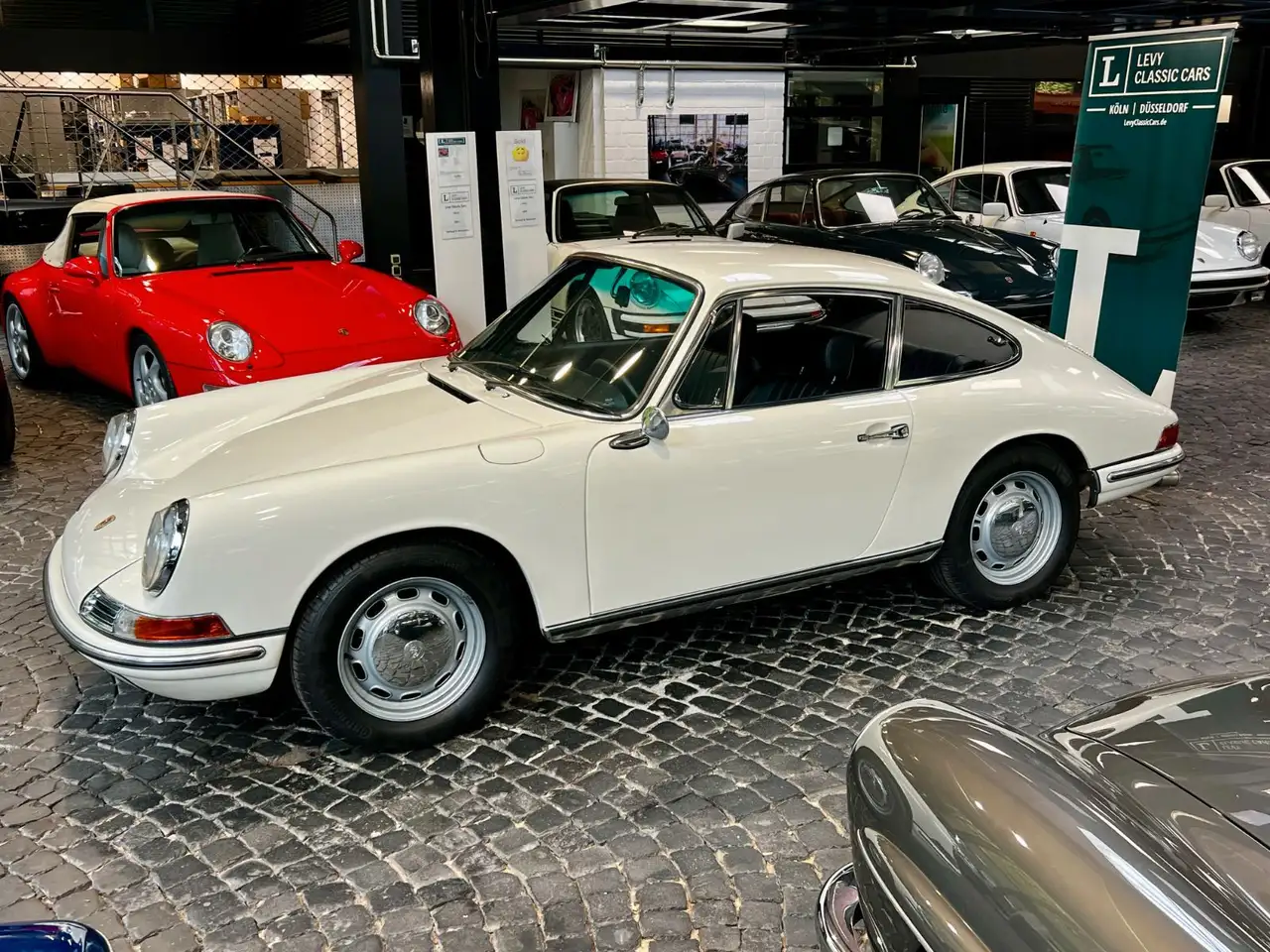 Porsche 911 L 2,0 Coupe SWB restauriert L= Luxus, foto 8