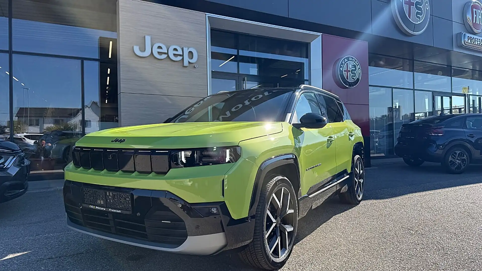 Jeep Compass Elektro First Edition Grün - 2