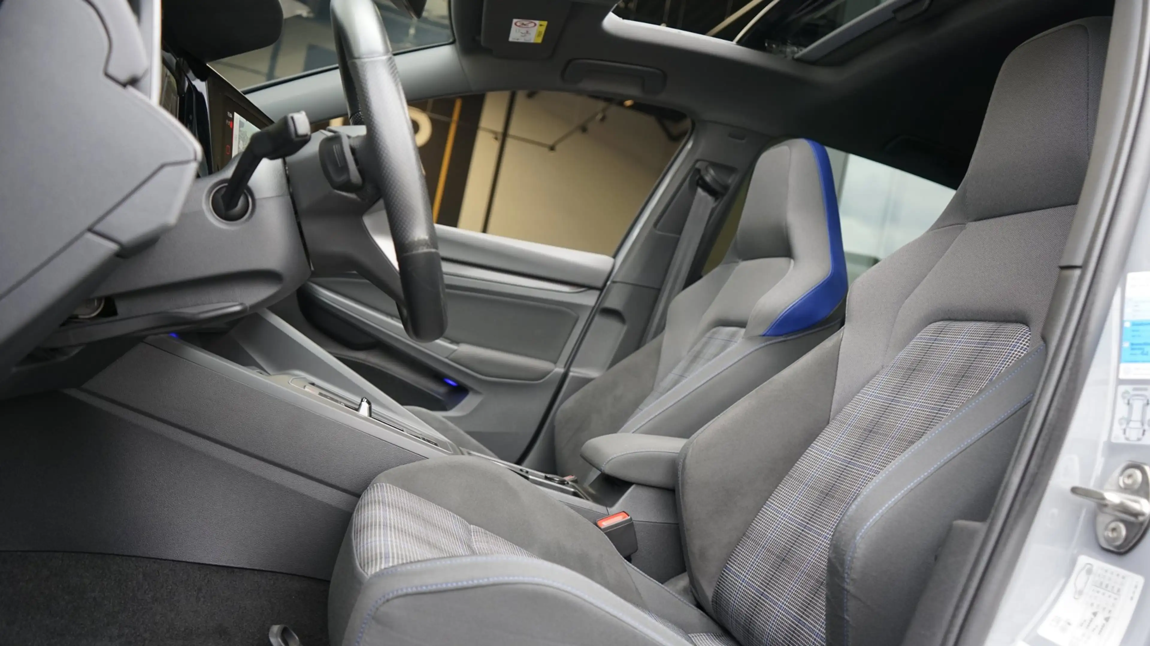Volkswagen Golf GTE 8 VIII AUTOMAAT|ACC|AMBIANCE|CAMERA|CARPLAY|IQ LIG — photo 3