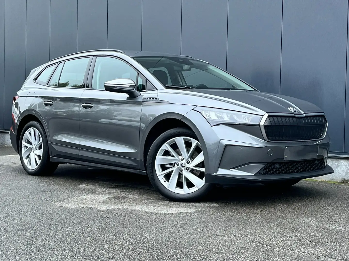 Skoda Enyaq 62kWh 60 / CAMERA / CARPLAY / 20" ALU / NIEUWSTAAT Gris - 1