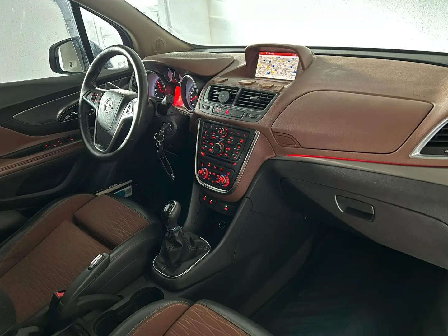 Opel Mokka Innovation ecoFlex/AHK/Bi-XENON/61t km Braun - 2