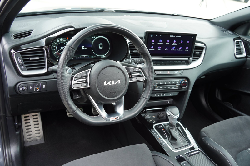 Kia Ceed / cee'd 1.5 T-GDi 160PK Automaat GT-PlusLine 2022 Pano Air — photo 12