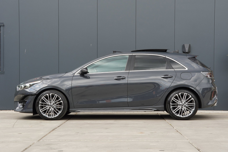 Kia Ceed / cee'd 1.5 T-GDi 160PK Automaat GT-PlusLine 2022 Pano Air — photo 2
