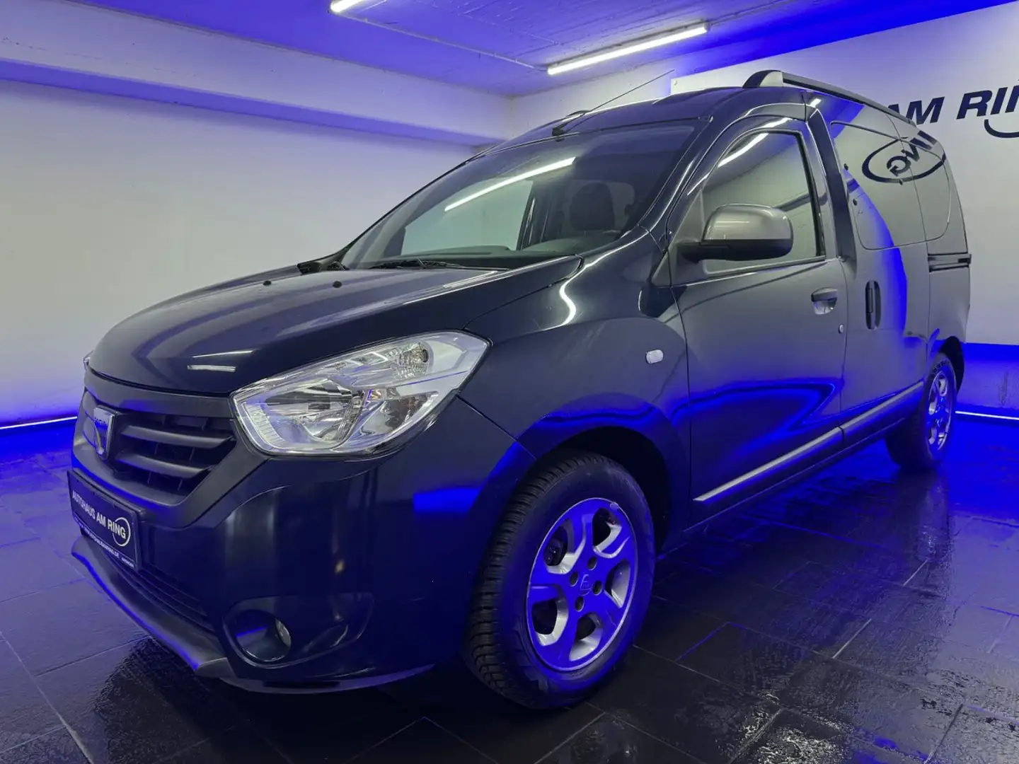 Dacia Dokker 1.6 LPG Celebration UNFALL NAVI CAM ALU Azul - 2