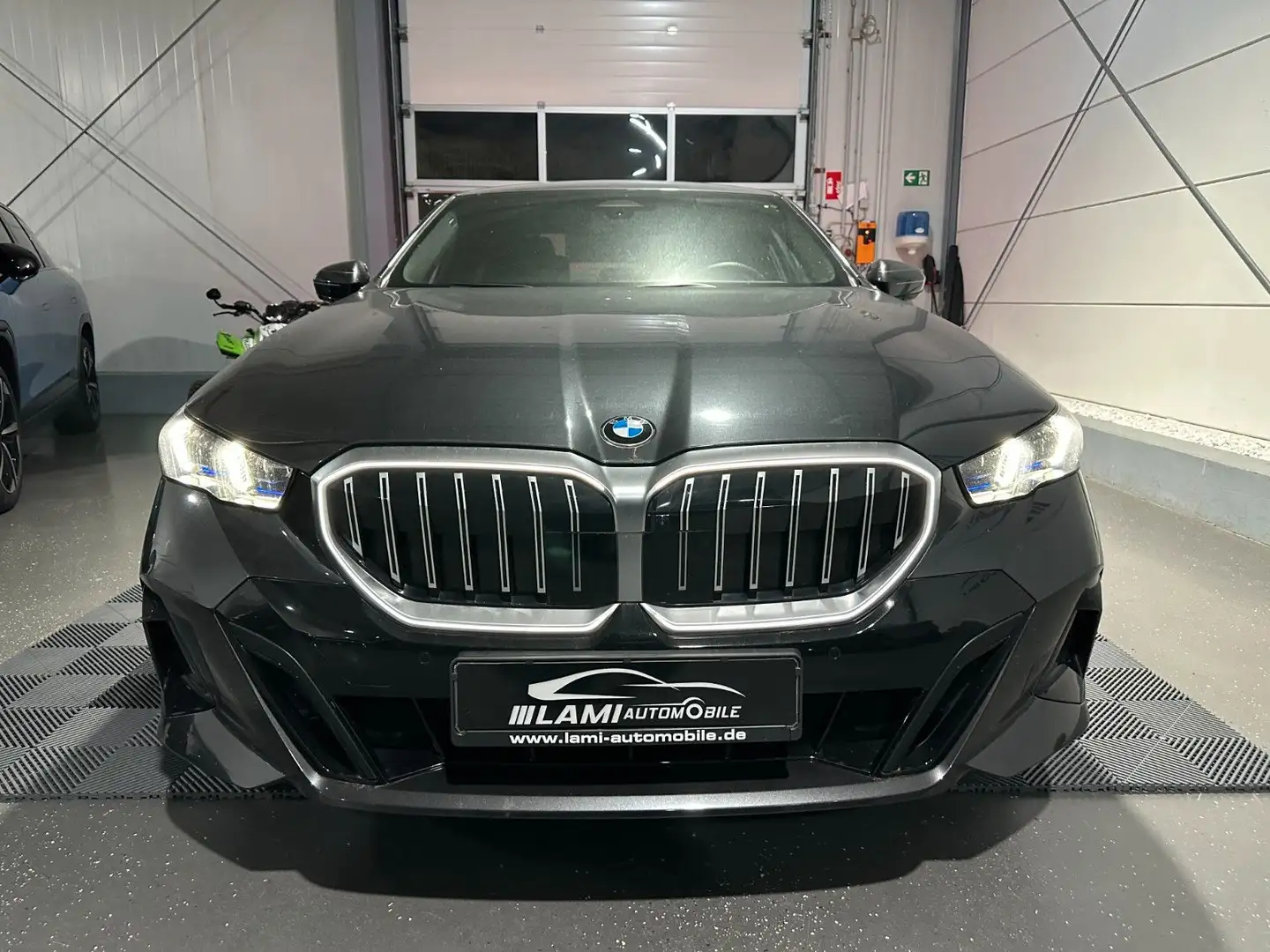 BMW 520 d xDrive M Sport ICONIC HUD 360 CARBON H&K Gris - 2