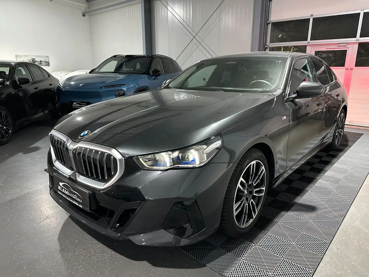 BMW 520 d xDrive M Sport ICONIC HUD 360 CARBON H&K Gris - 1