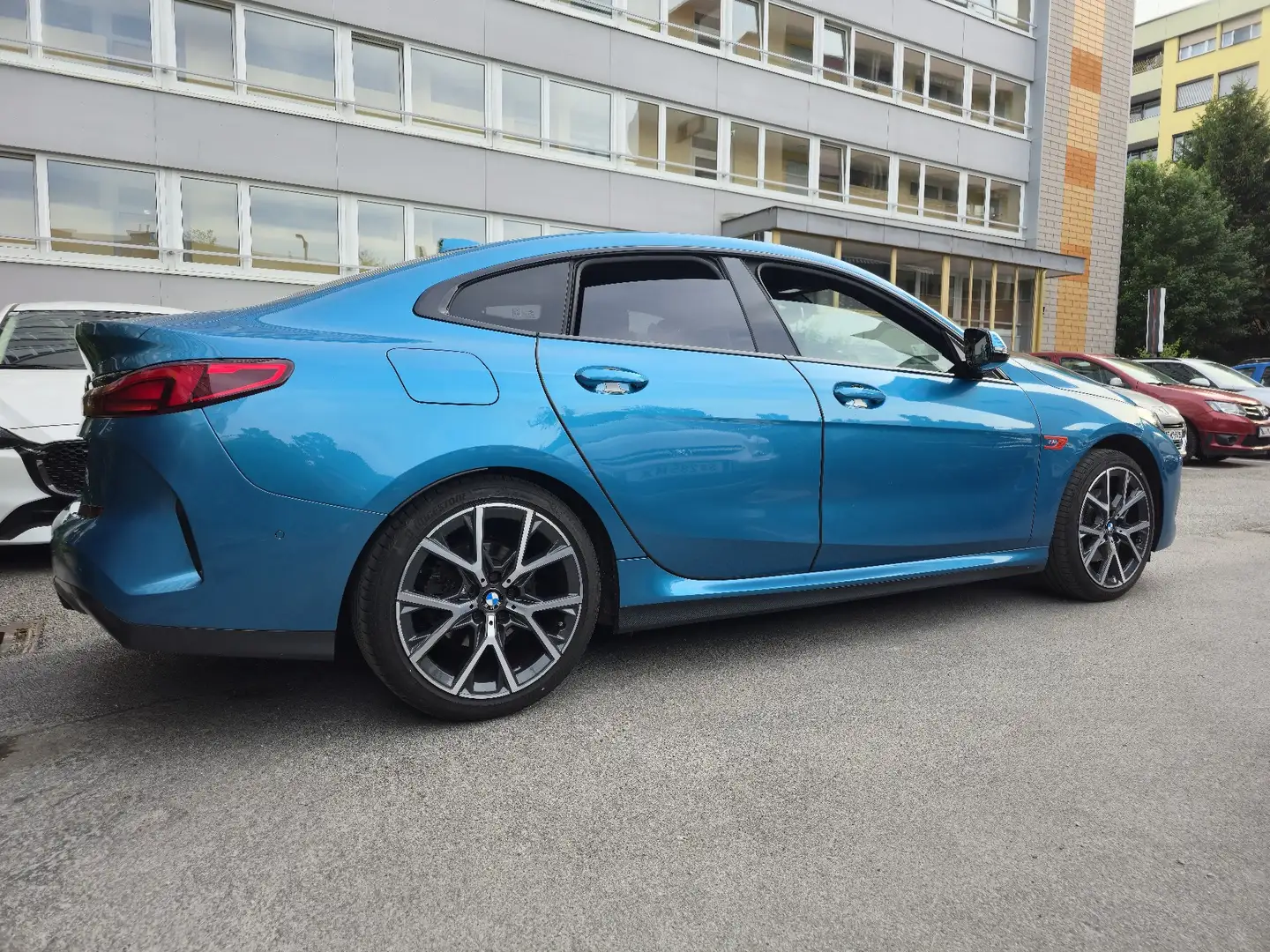 BMW 218 218i Gran Coupe Aut. Sport M Paket Blau - 2