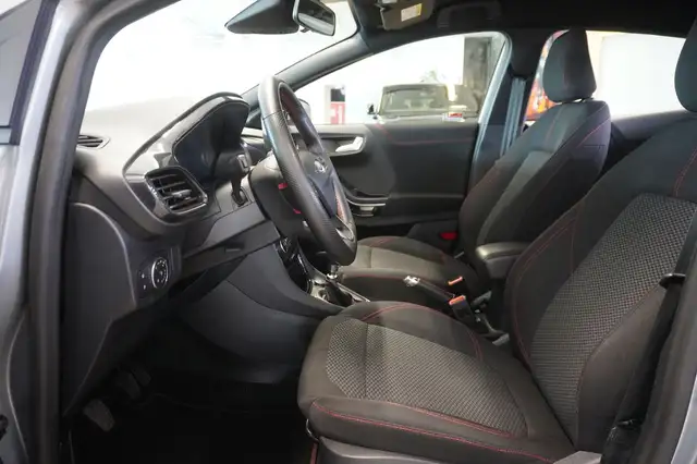 Ford Puma view 8