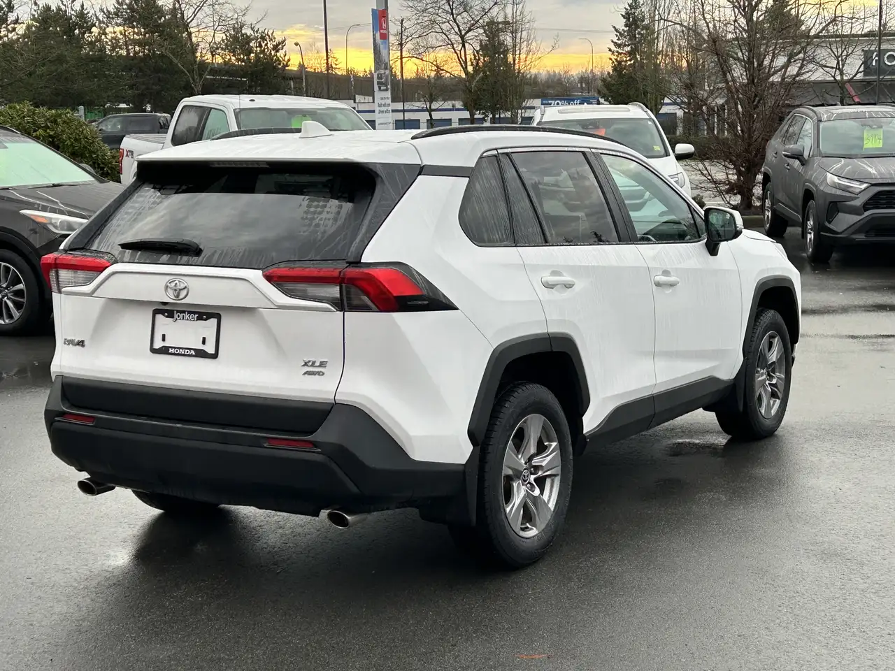 Toyota RAV 4 снимка Toyota RAV 4