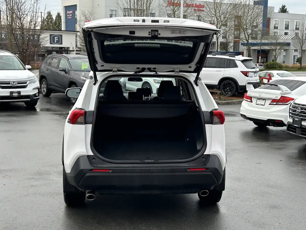 Toyota RAV 4 снимка Toyota RAV 4