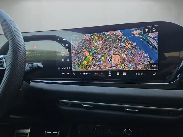 Audi S5 view 10
