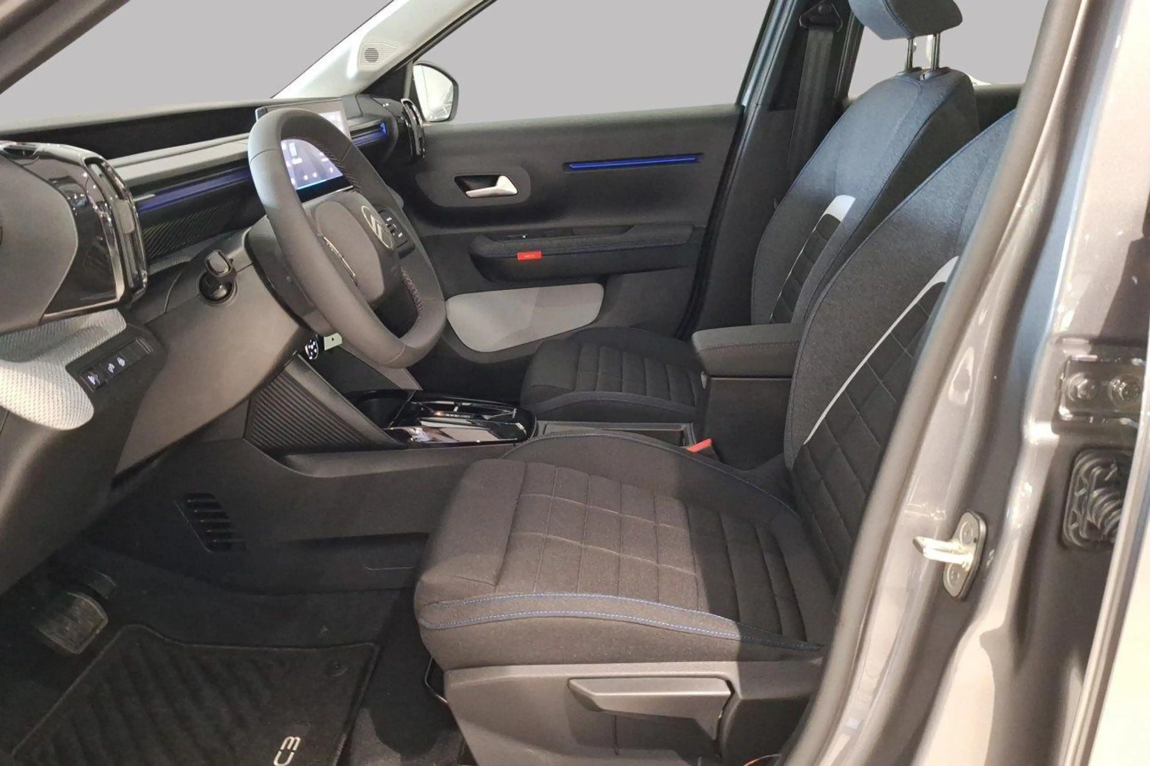 Citroen C3 Hybride 100 E-DCS6 YOU Pack PL — photo 10