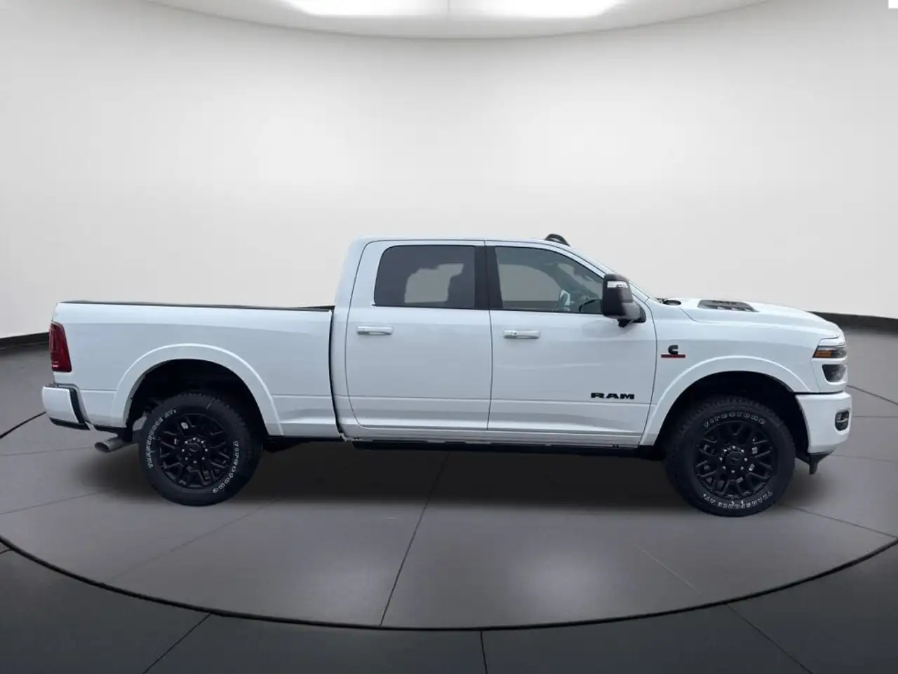 RAM 3500 снимка RAM 3500