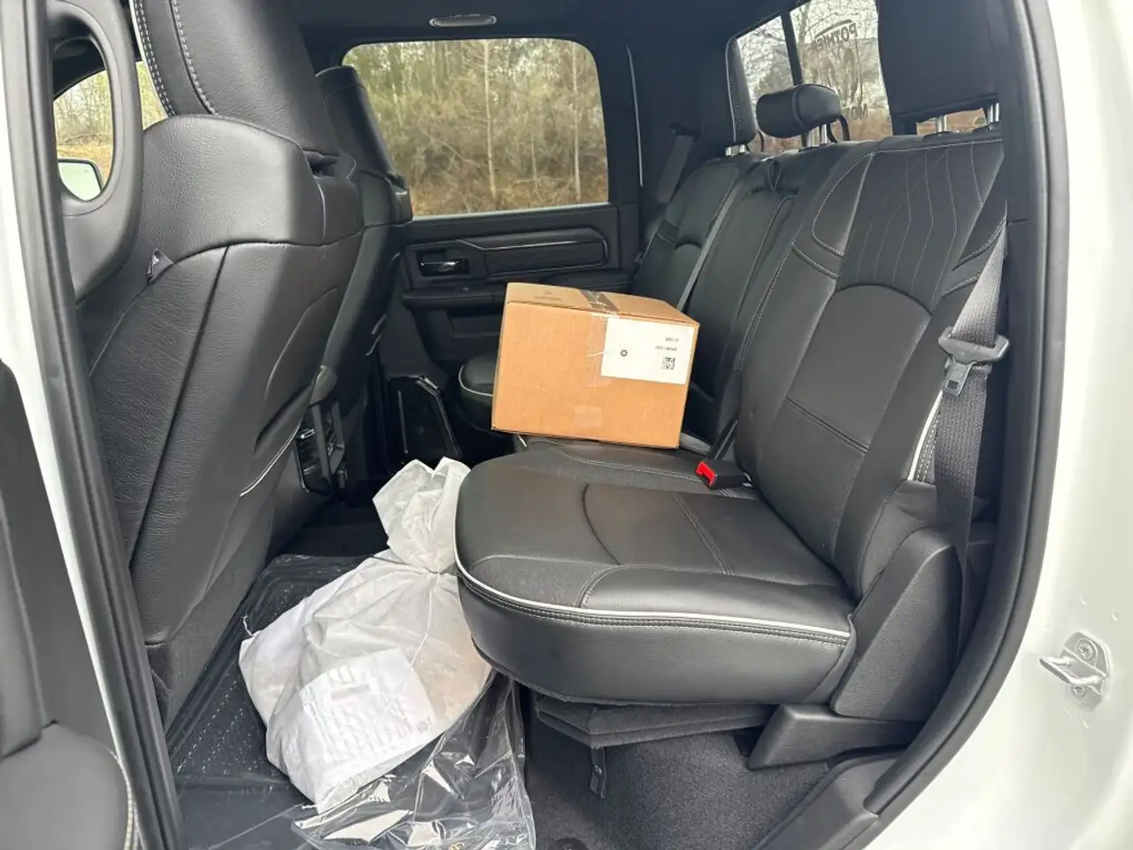 RAM 3500 снимка RAM 3500