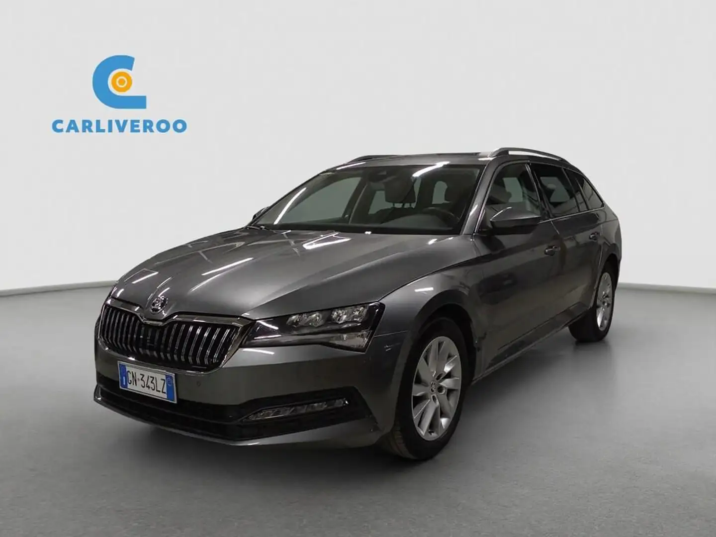 Skoda Superb Wagon 2.0 tdi evo scr Executive 150cv dsg Szary - 1