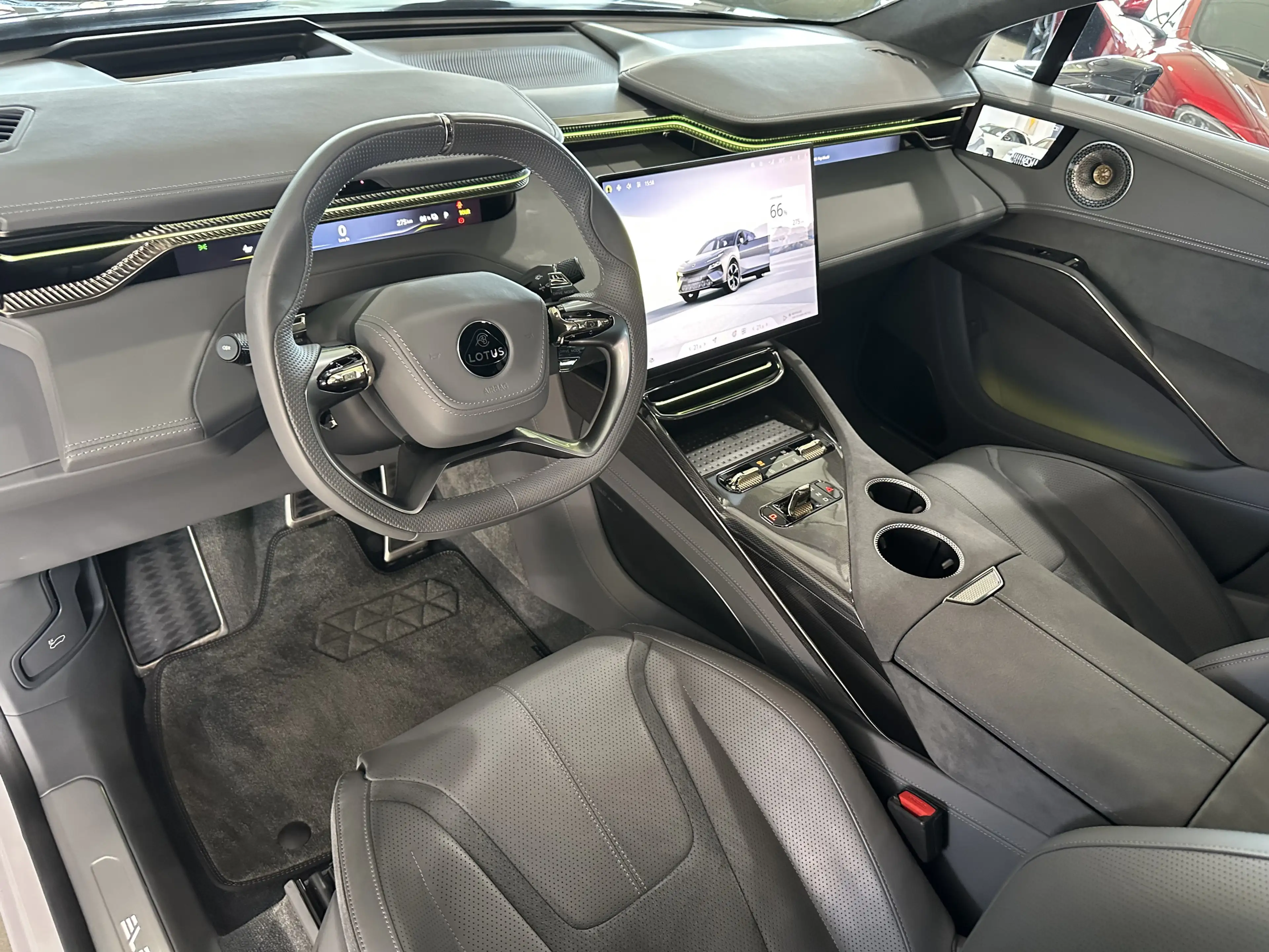 Lotus Eletre R 900 Sport Carbon Executive 23 HUD KEF — photo 13
