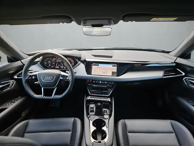 Audi E-Tron GT view 9