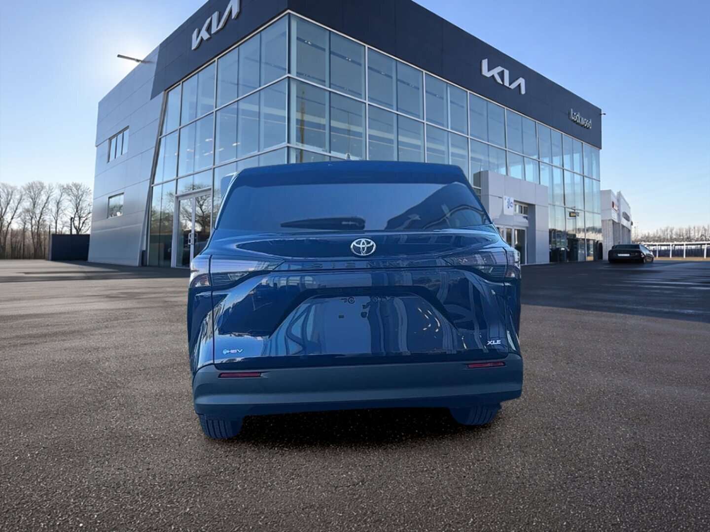 2026 Toyota Sienna XLE 8-Passenger FWD — снимка 1