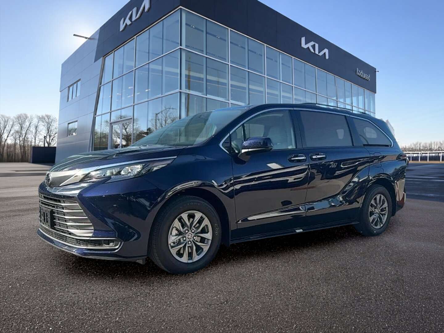 2026 Toyota Sienna XLE 8-Passenger FWD