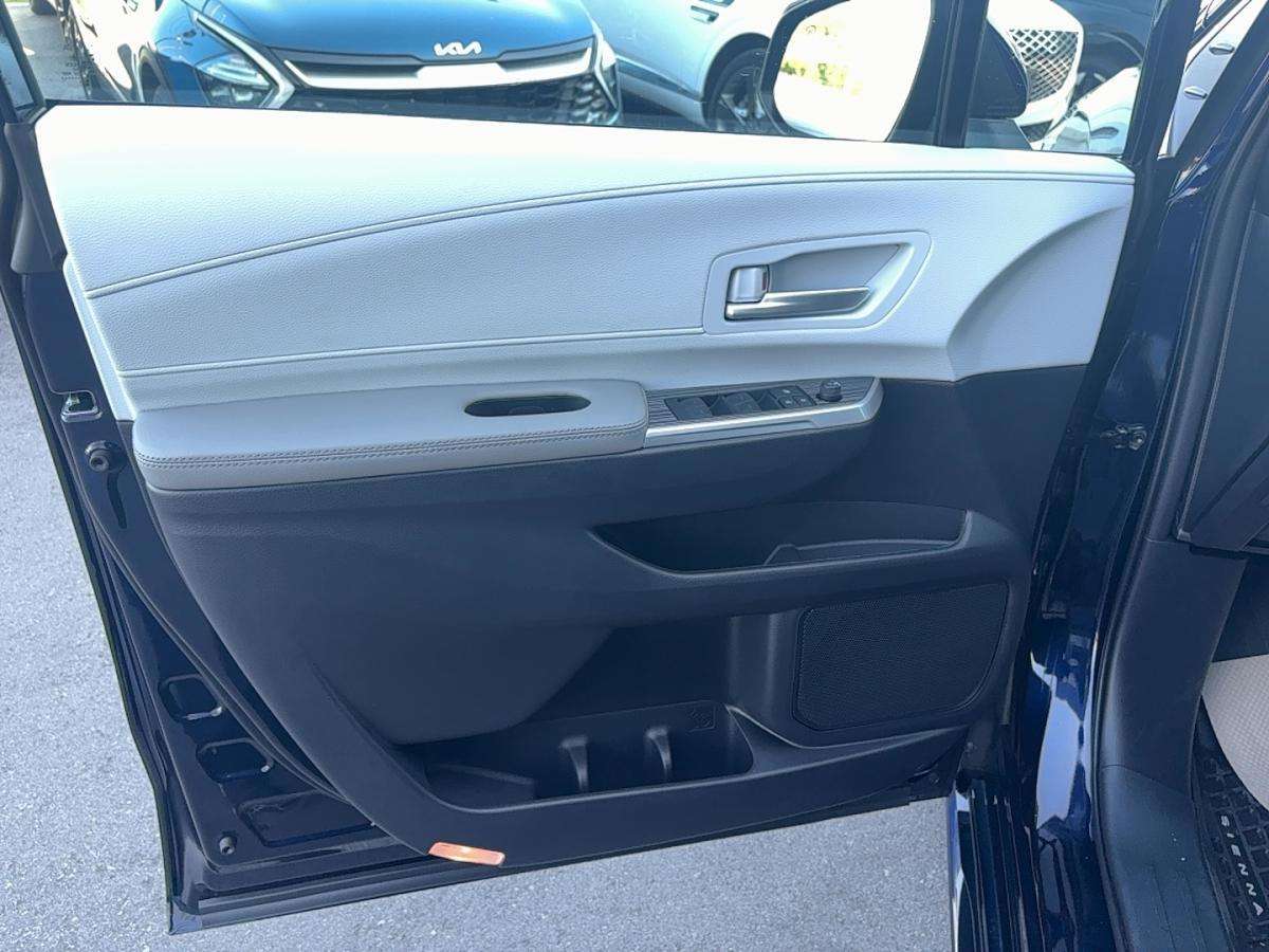 used 2026 Toyota Sienna car, priced at $59,788