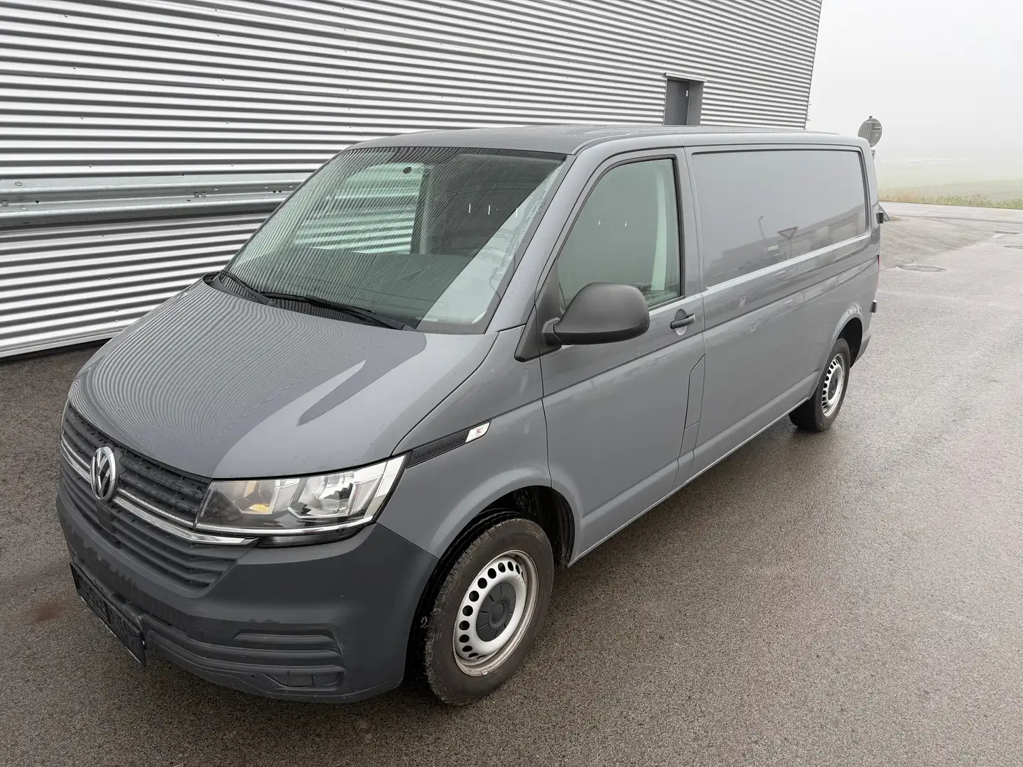 Volkswagen T6.1 Transporter Kastenwagen LR 2,0 TDI BMT ID:43 Grau - 1