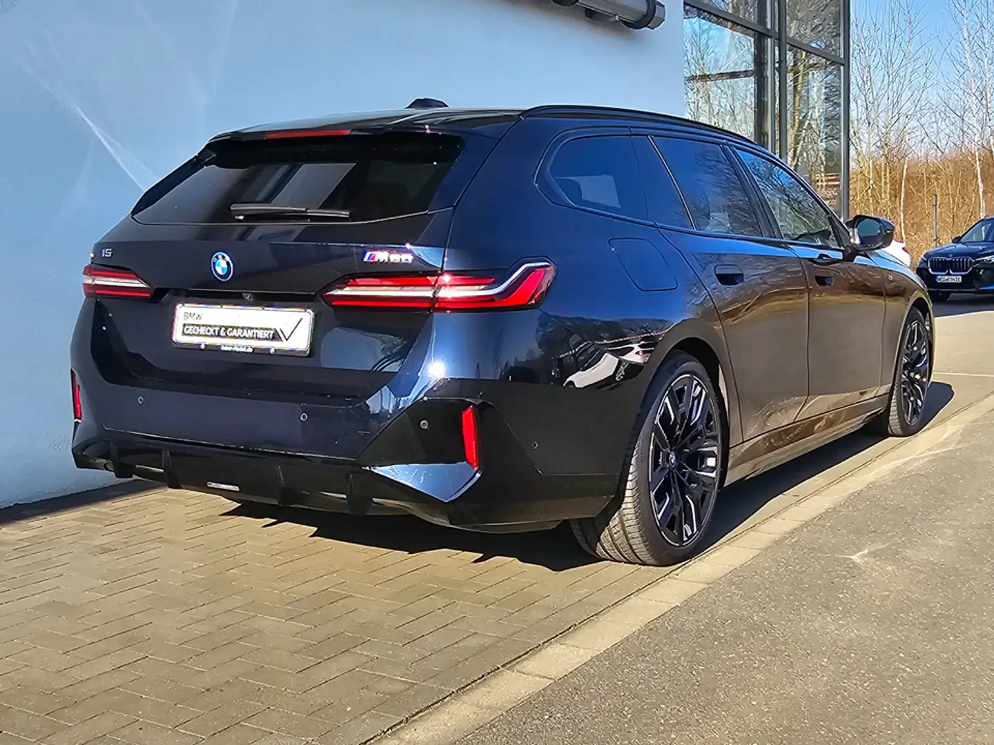 BMW M6 i5 M60 xDrive Komfortsitze Panorama Klimaaut. Czarny - 2
