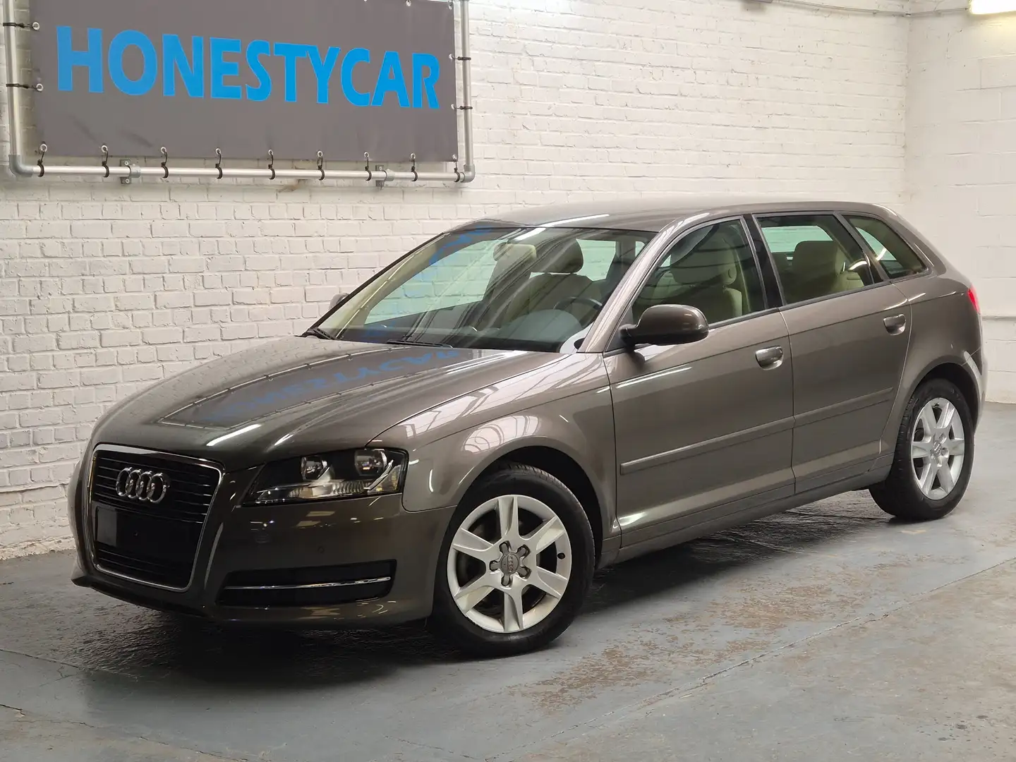Audi A3 1.4 TFSI - Cuir - Superbe état - Garantie Beige - 2