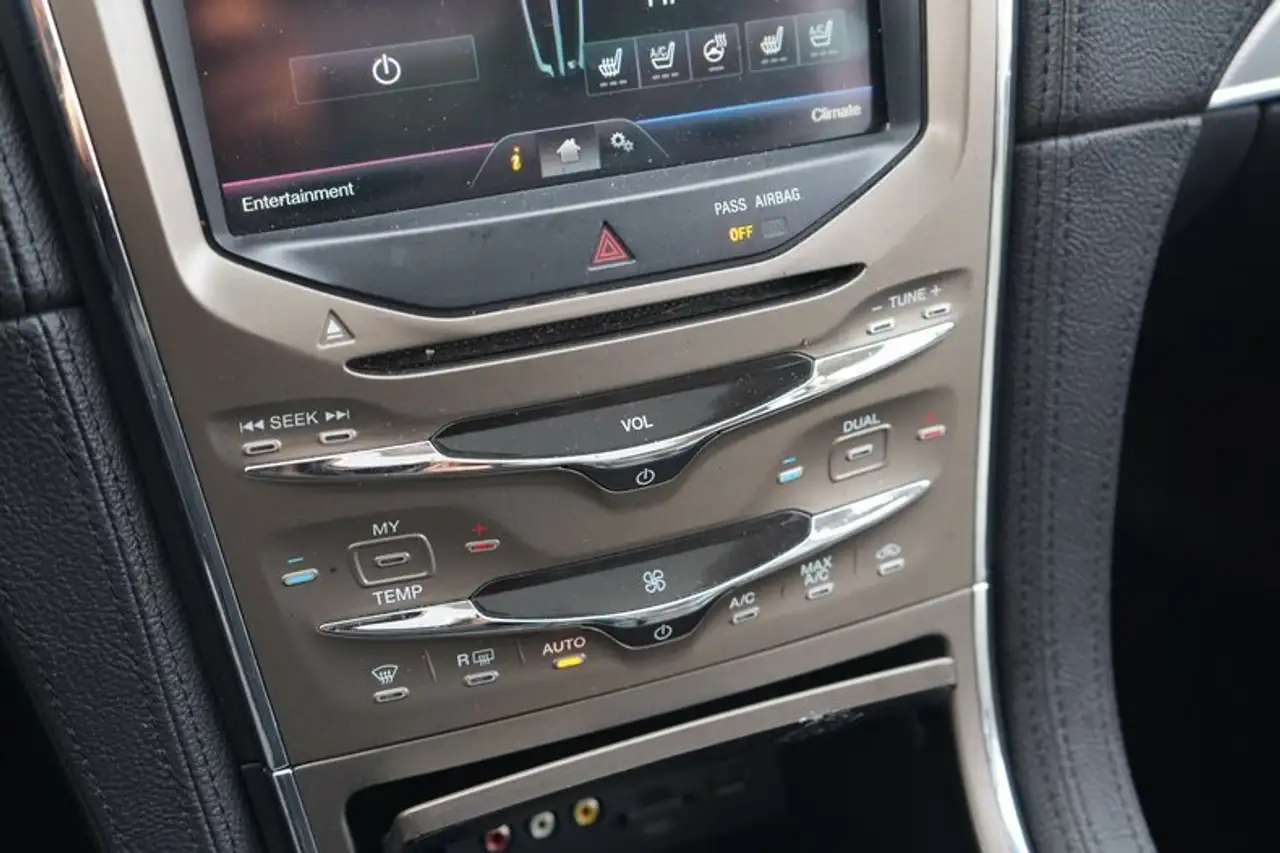 Lincoln MKX снимка Lincoln MKX