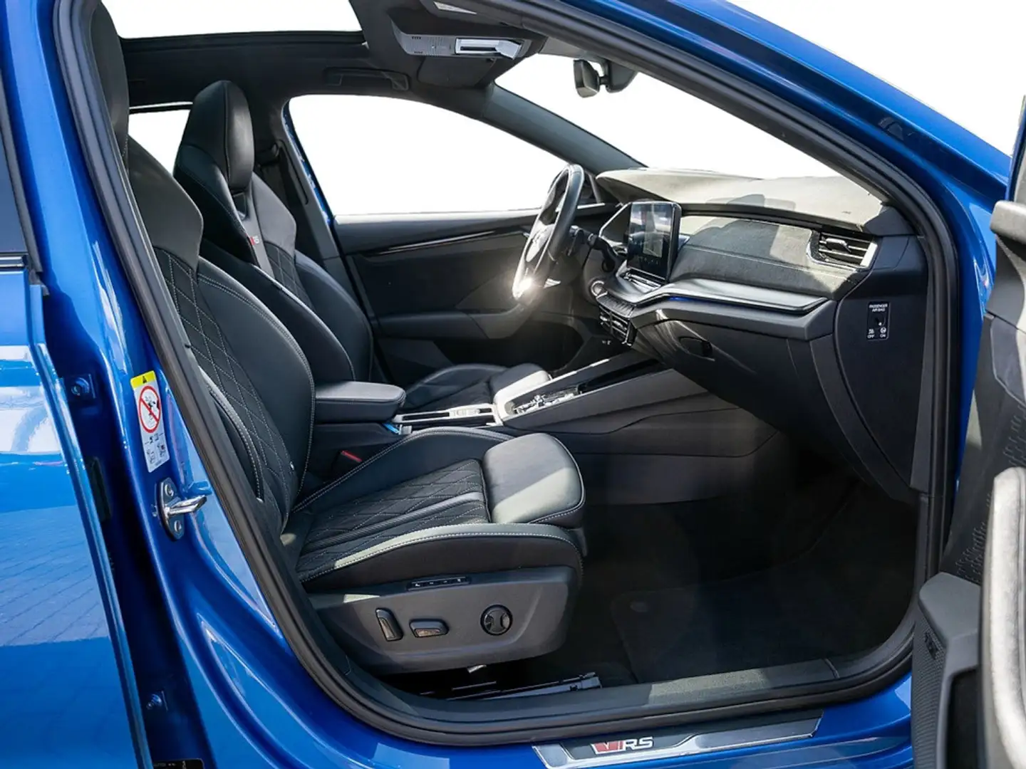 Skoda Octavia Combi 2.0 TDI RS 4x4 DSG AHK p.ACC NA Blau - 2