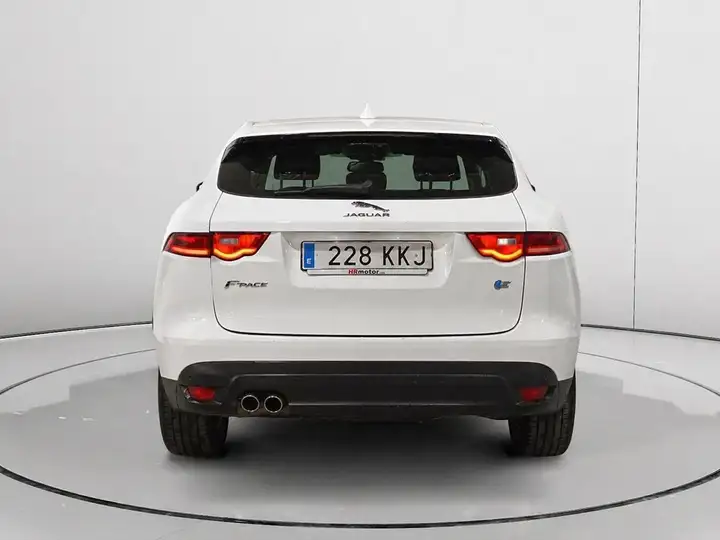 Jaguar F-Pace 2018, foto 3