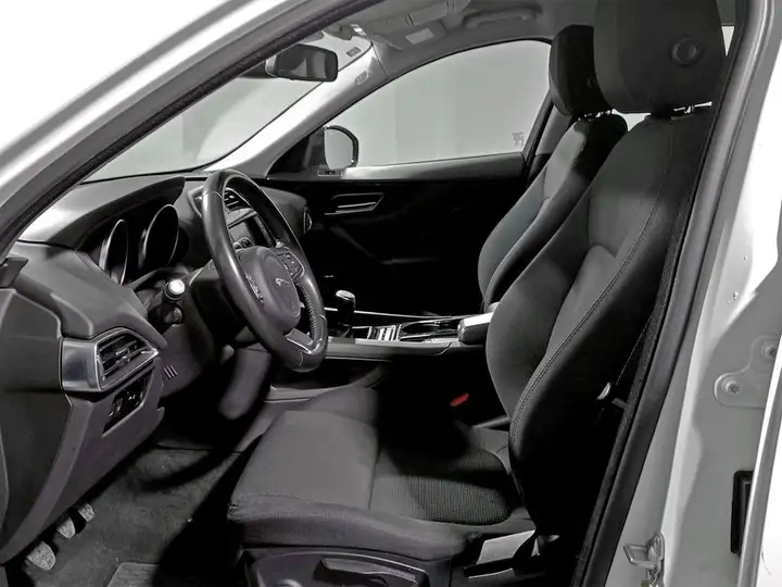 Jaguar F-Pace 2018, foto 9