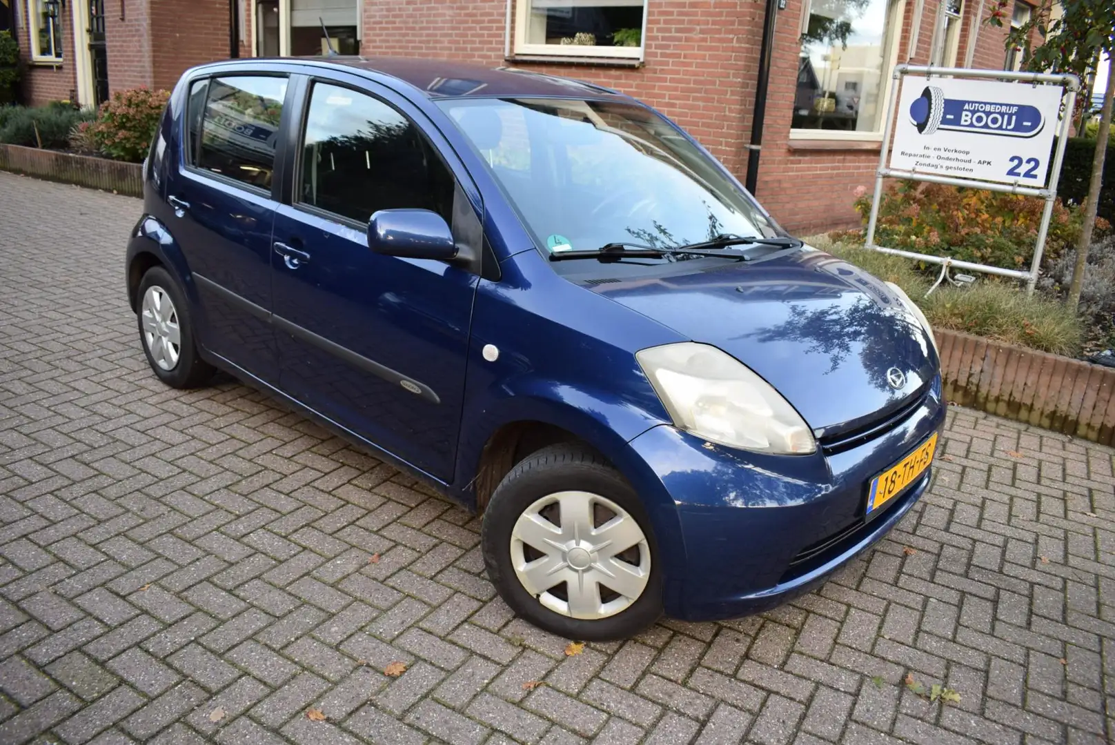 Daihatsu Sirion 2 1.3-16V Comfort 5 DEURS/AIRCO/STUURBEKRACHTIGING Blauw - 2
