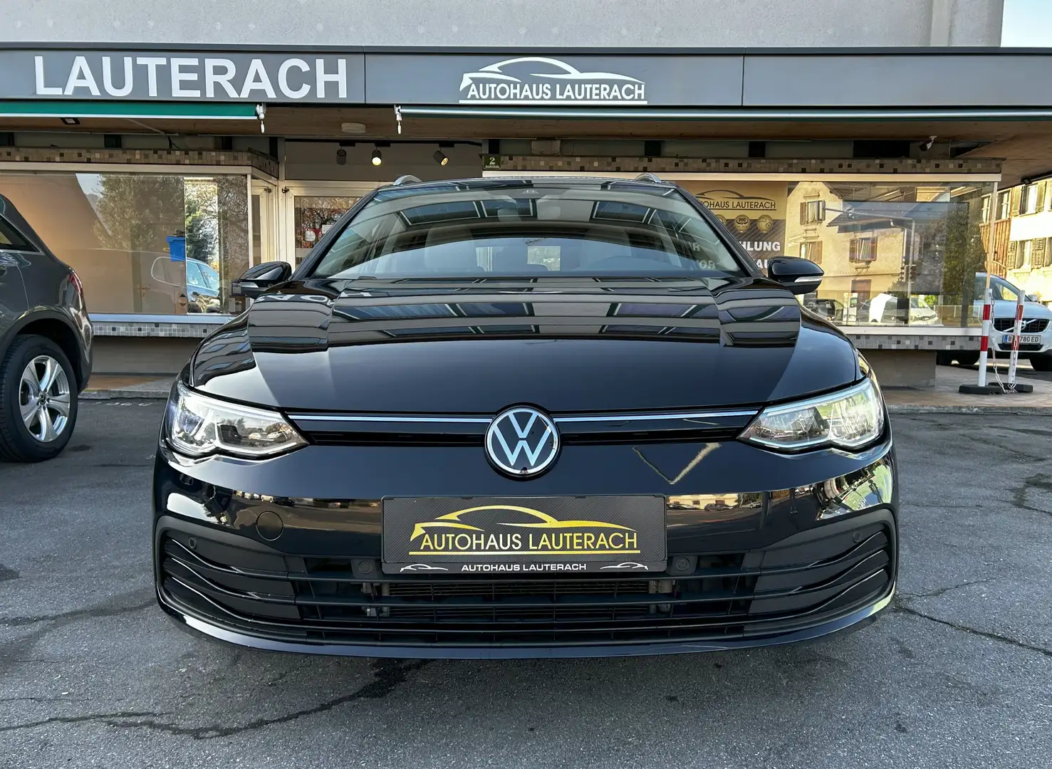Volkswagen Golf Variant 2,0 TDI Life *AHK *R.KAMERA *NAVI *LED *APP*1.HAND Noir - 2