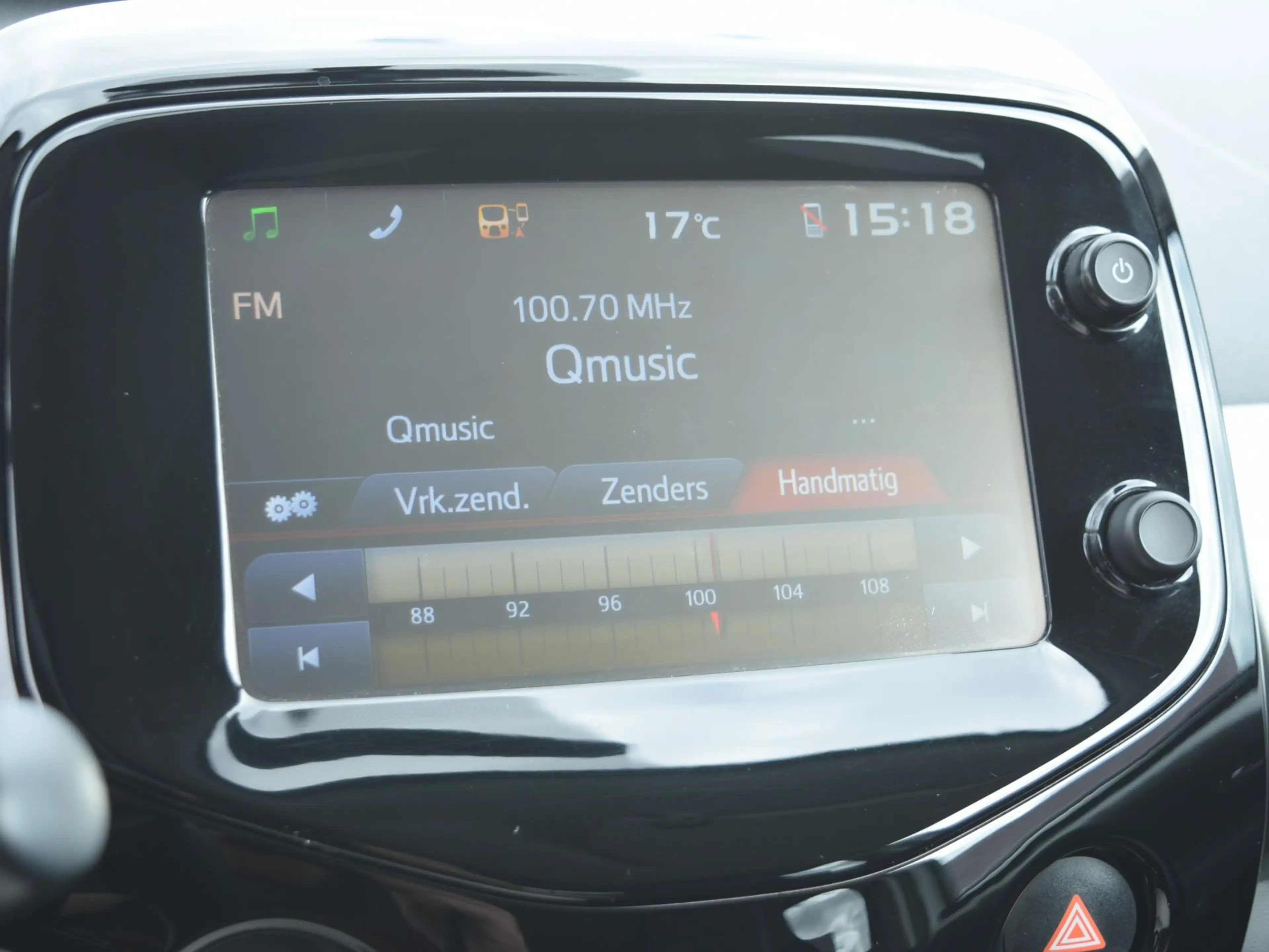 Peugeot 108 1.0 e-VTi Allure — photo 12