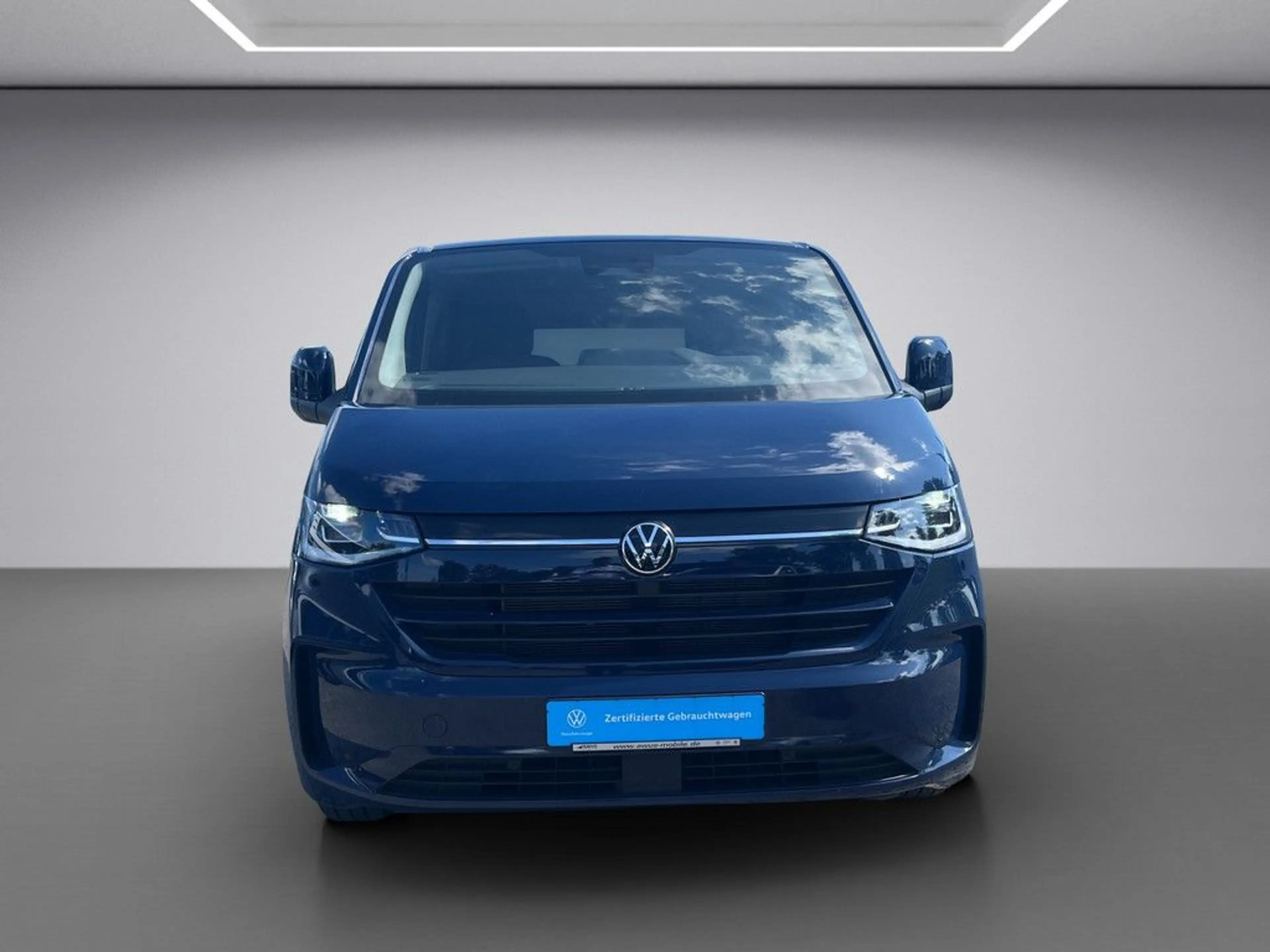 Volkswagen T7 Caravelle Style 2.0TDI 110kW AG8 MATRIX-LED — photo 9