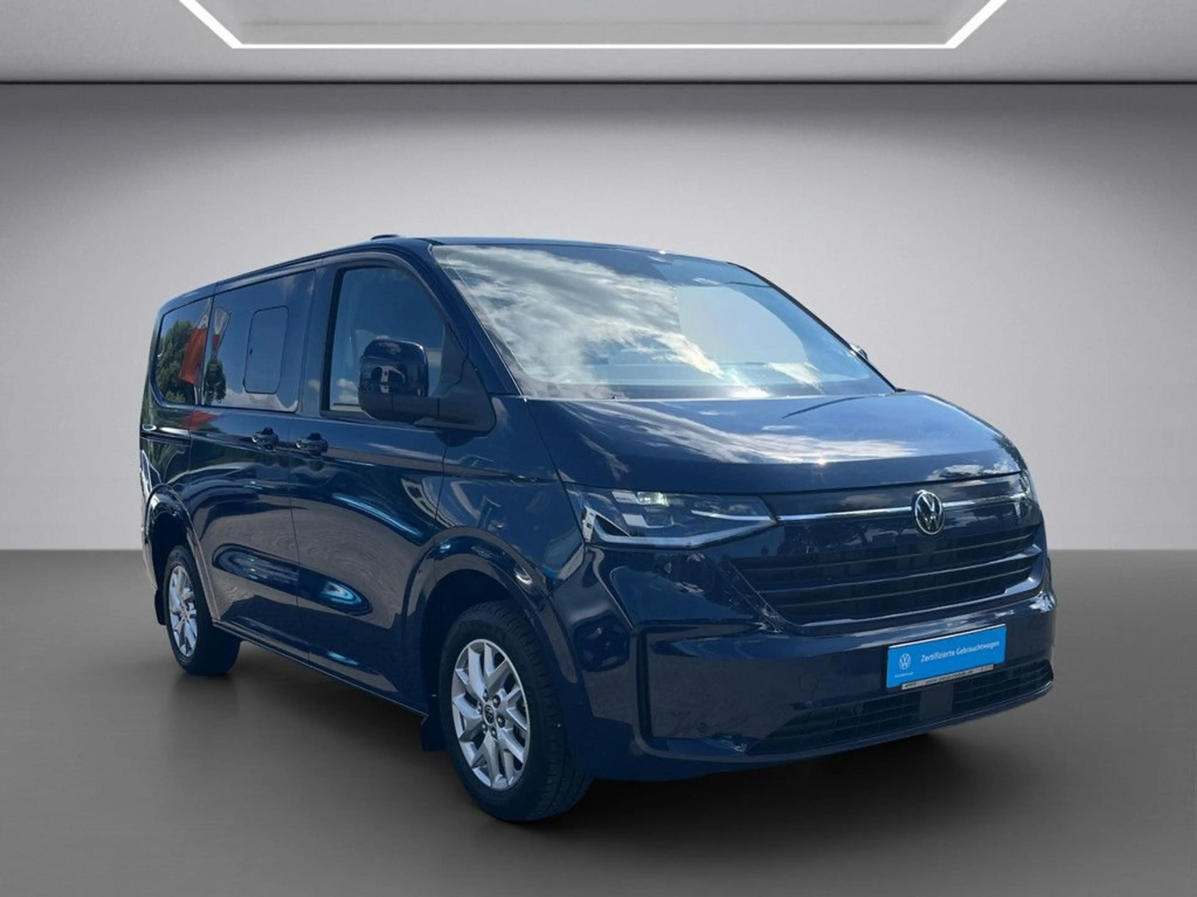 Volkswagen T7 Caravelle Style 2.0TDI 110kW AG8 MATRIX-LED — photo 8