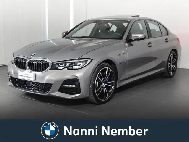 BMW 330 e Msport auto