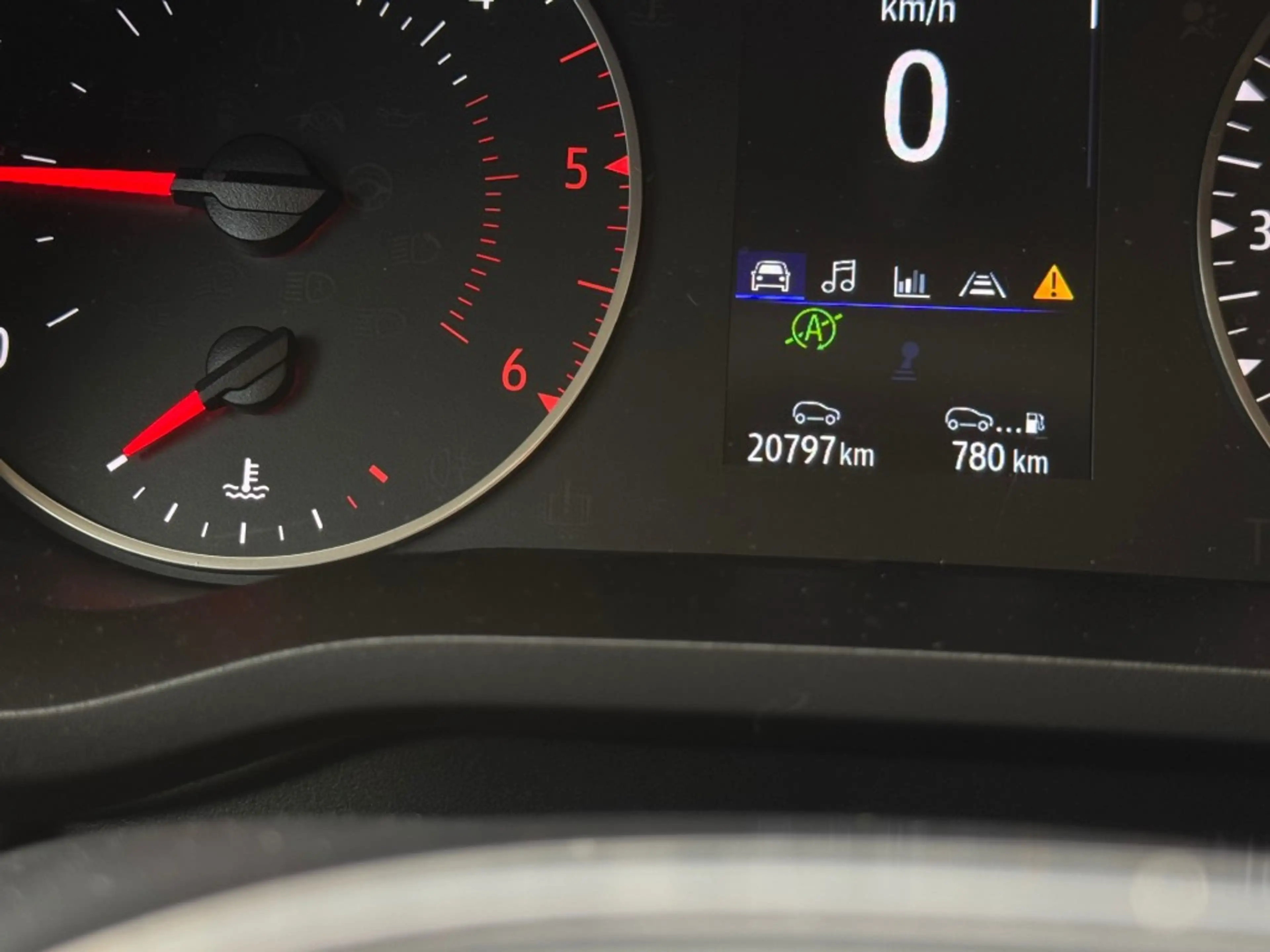 Renault Trafic 2.0D 150pk  L1H1 - apple/android auto - camera - A — photo 2