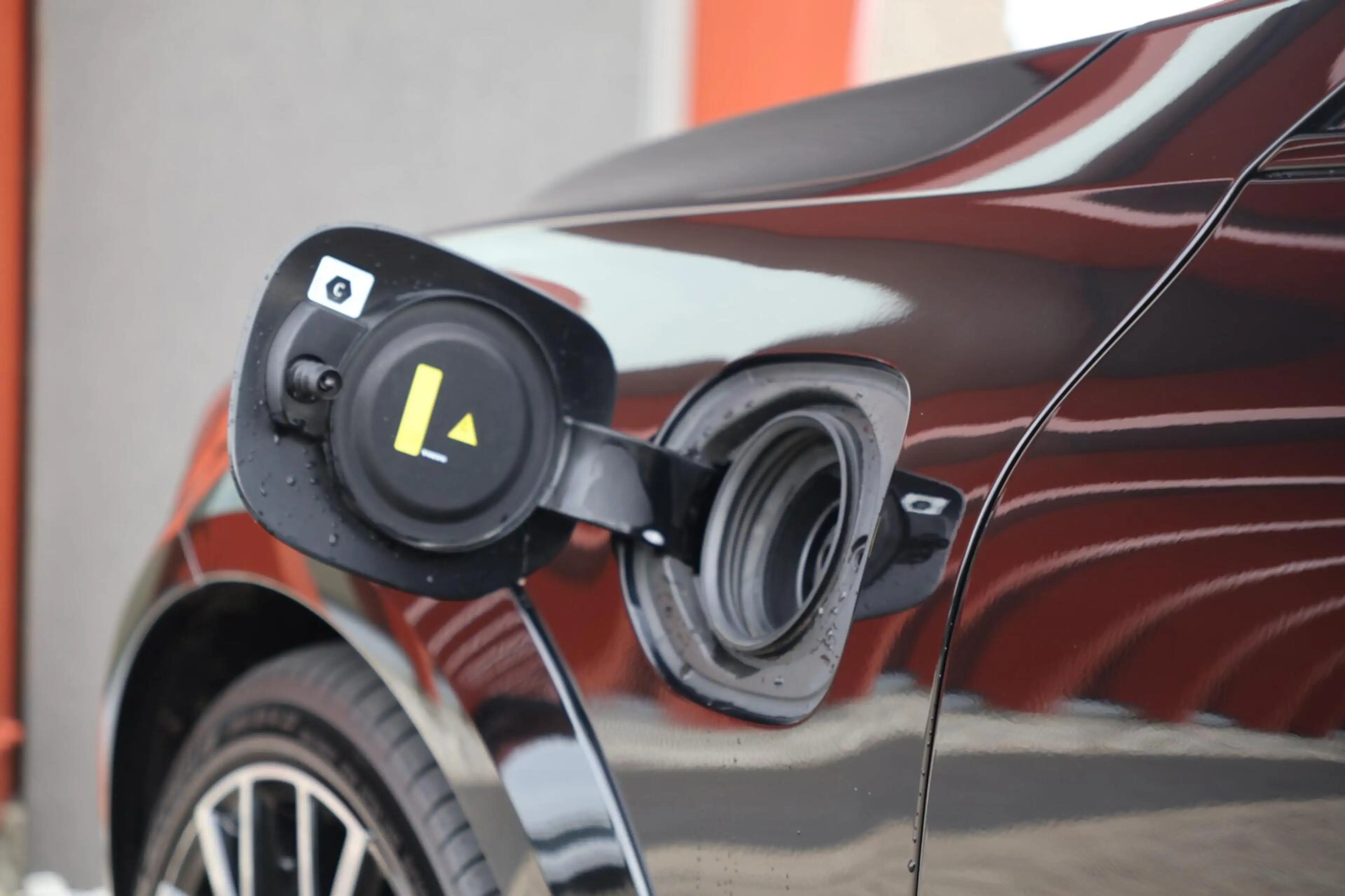 Volvo XC60 T8 Recharge AWD HEICO Black Edition | Stoelverwarm — photo 6