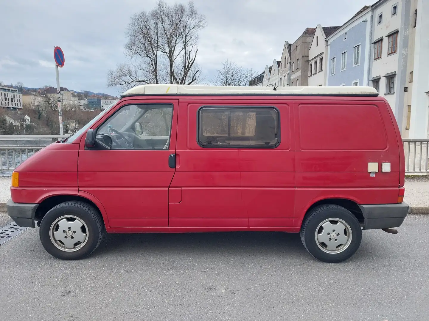Volkswagen T4 Caravelle 2,4 Ds. Roşu - 2