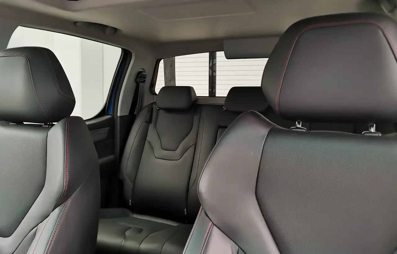 DR Automobiles PK8 2.0 turbo diesel 4x4 136cv 17