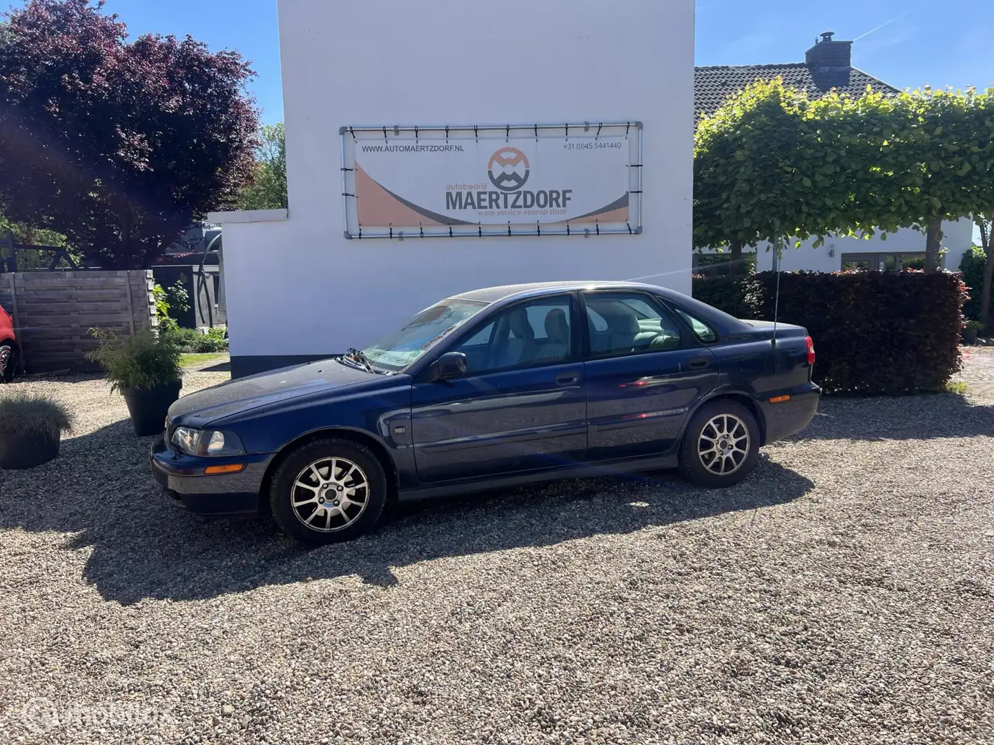 Volvo S40 2.0 Europa Prestige Bleu - 1