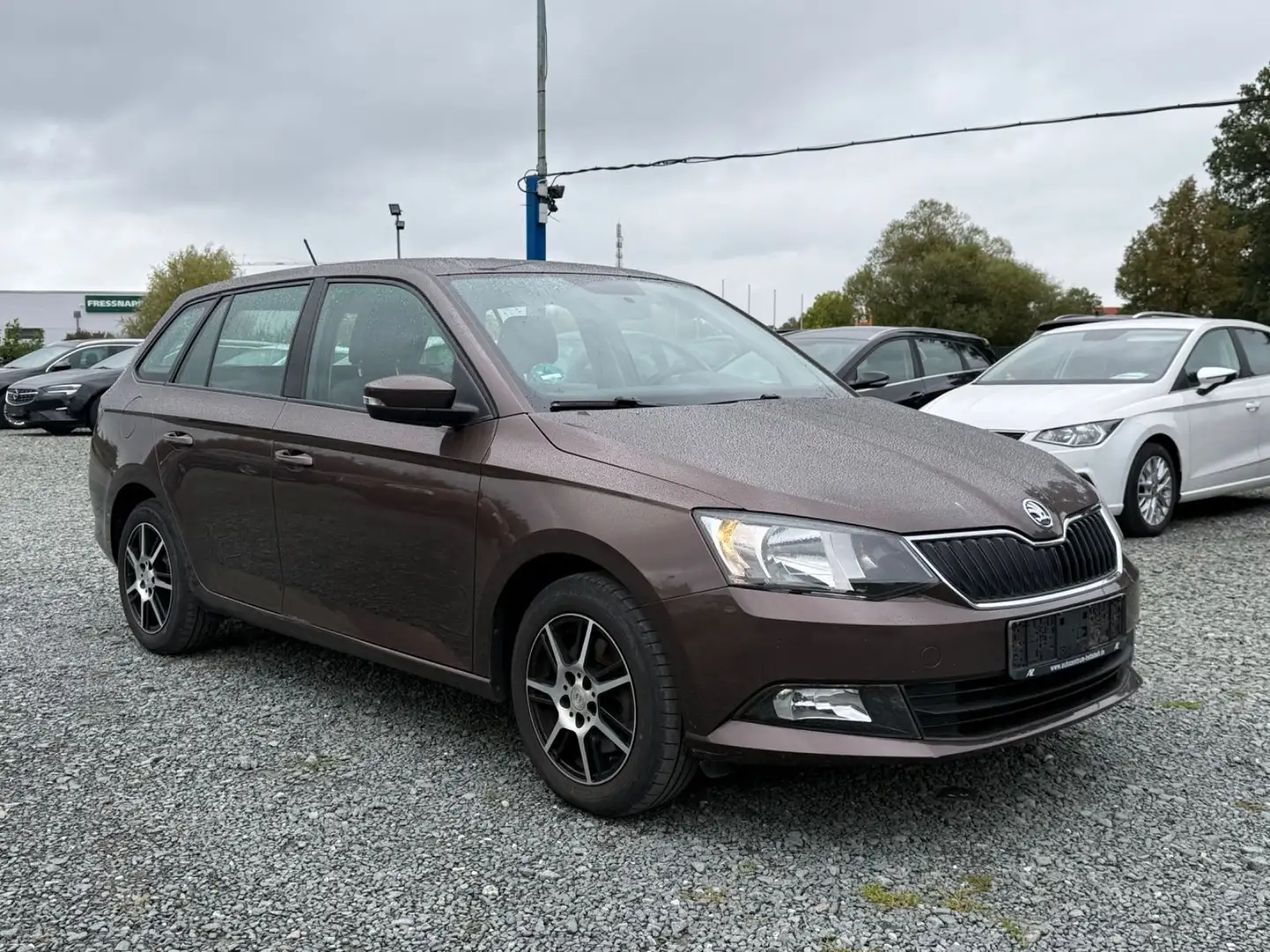 Skoda Fabia Combi Ambition*SHZG*Klima*8Fach*PDC* Hnědá - 2