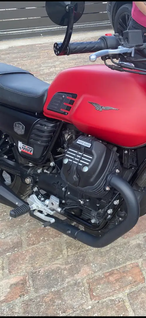 Moto Guzzi V 7 V7 Stone ABS Kırmızı - 2