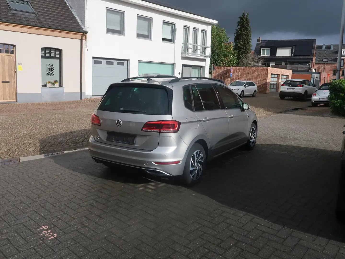 Volkswagen Golf Sportsvan Golf Sportsvan 1.0 TSI OPF Join slechts 7.320 km!! Gris - 2