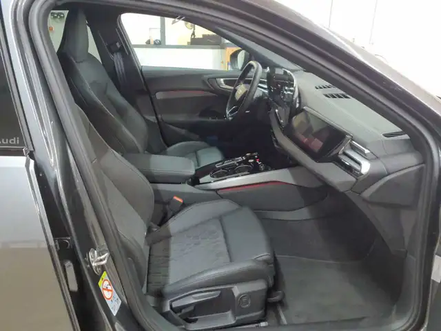 Audi A5 view 14