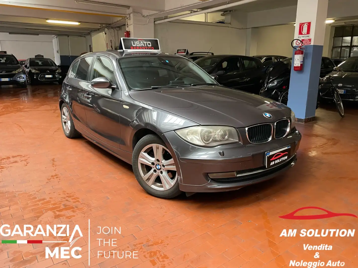 BMW 118 2.0 143cv Grigio - 1